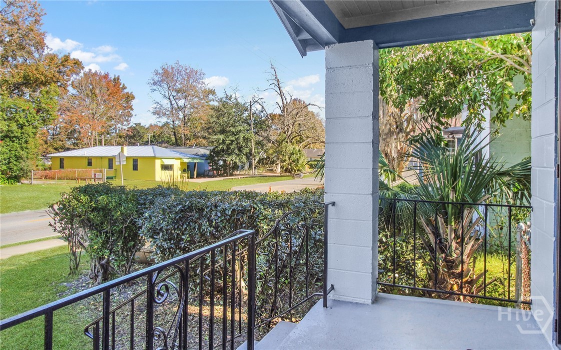811 W 52nd Street A