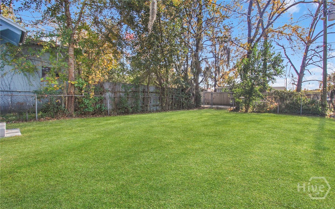 811 W 52nd Street A