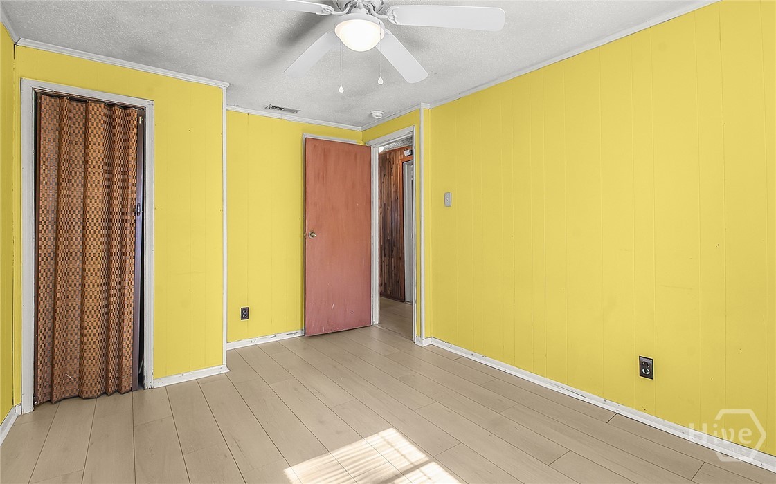 811 W 52nd Street A