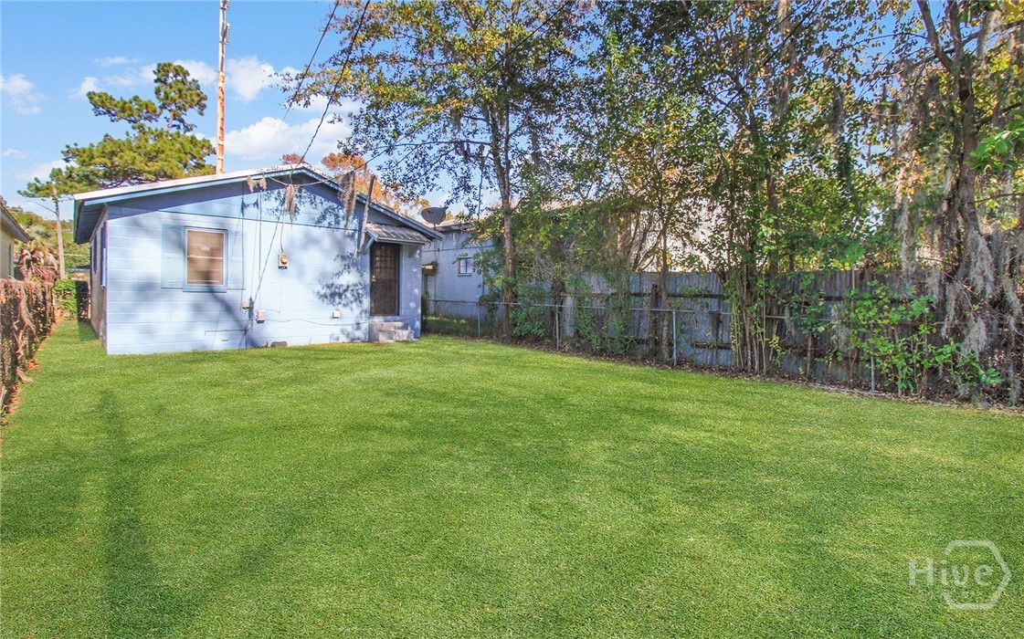 811 W 52nd Street A