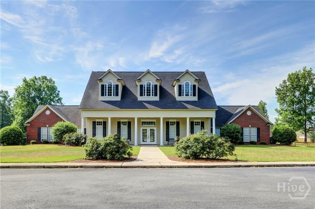 121 Legends Road