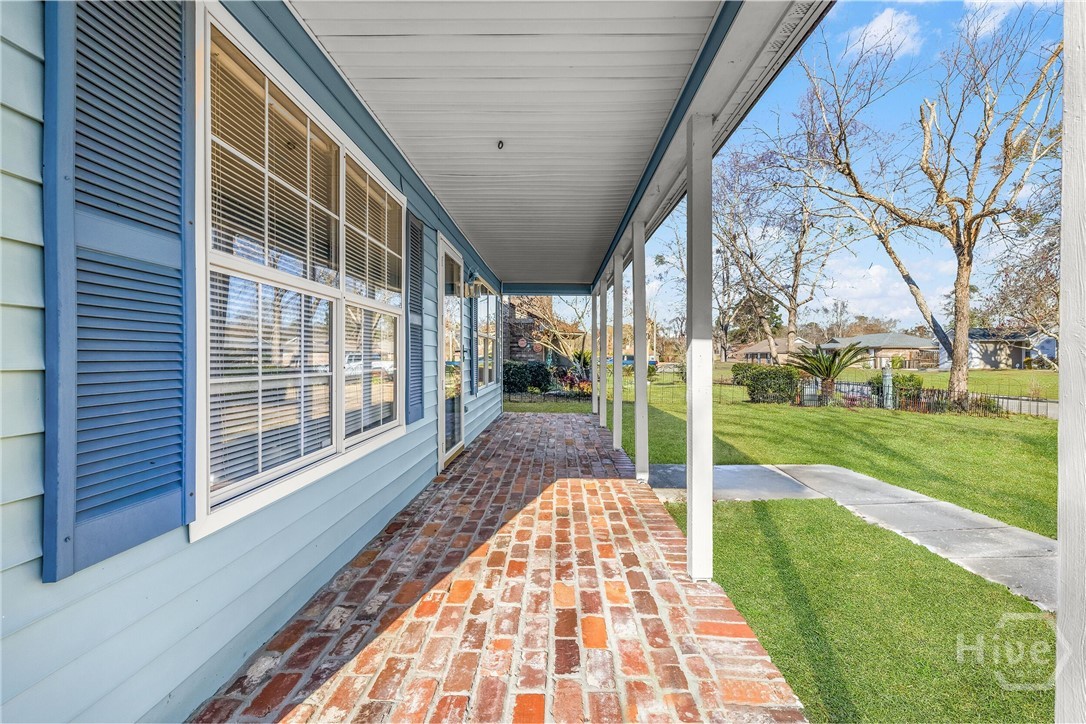 15 W Egrets Nest Lane