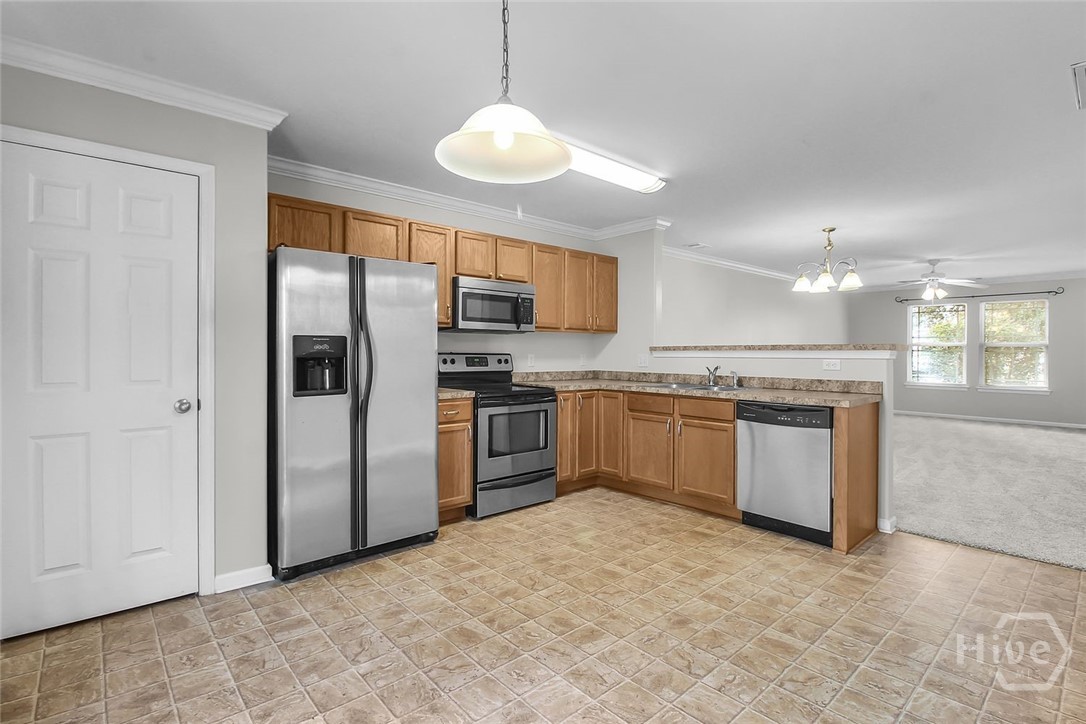 147 Fox Glenn Court