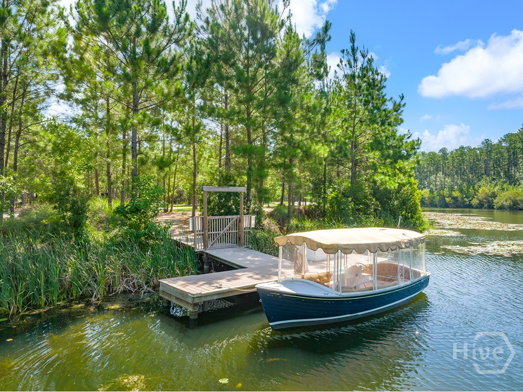 405 Waterways Parkway S