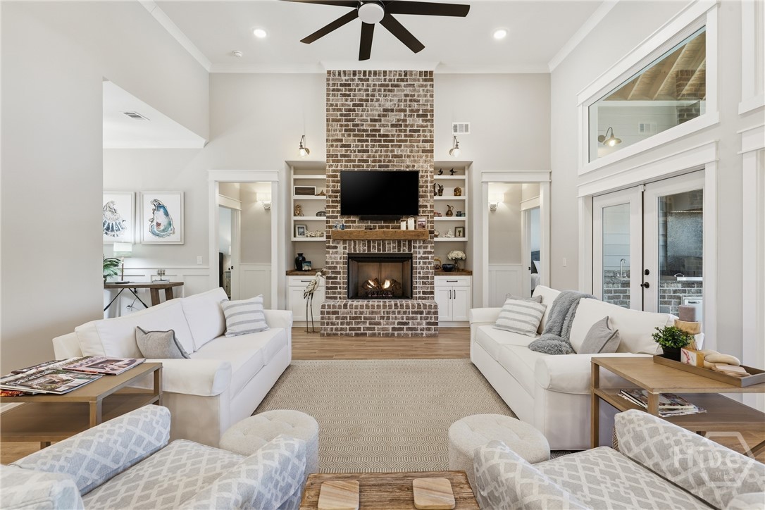 405 Waterways Parkway S