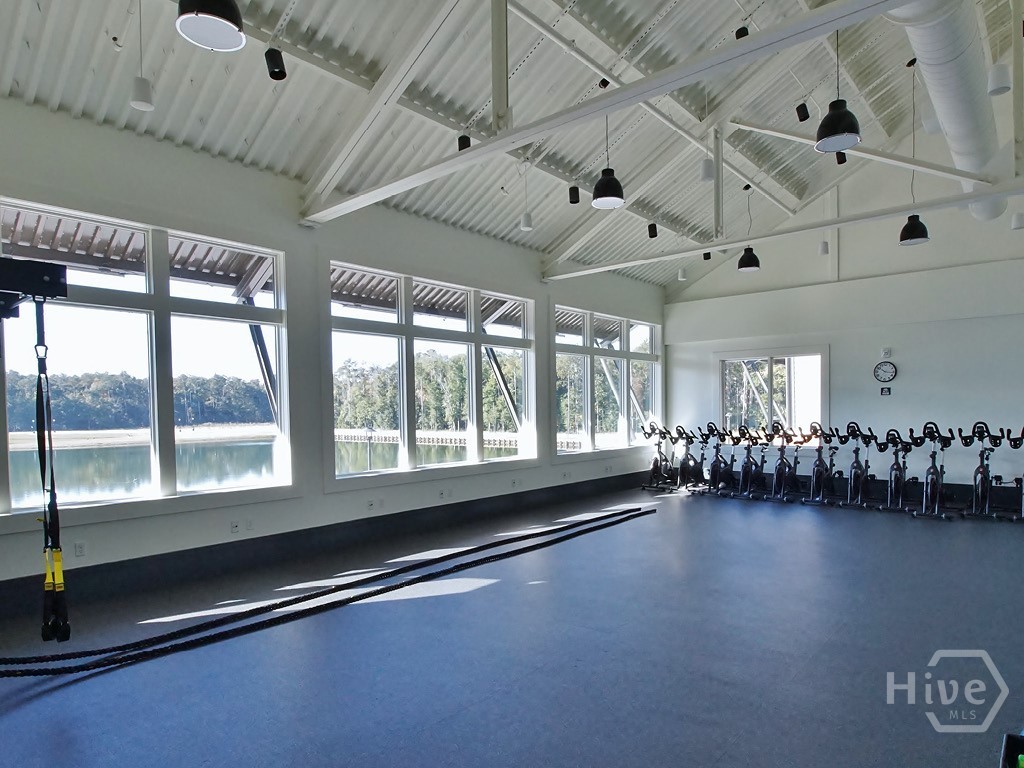 405 Waterways Parkway S