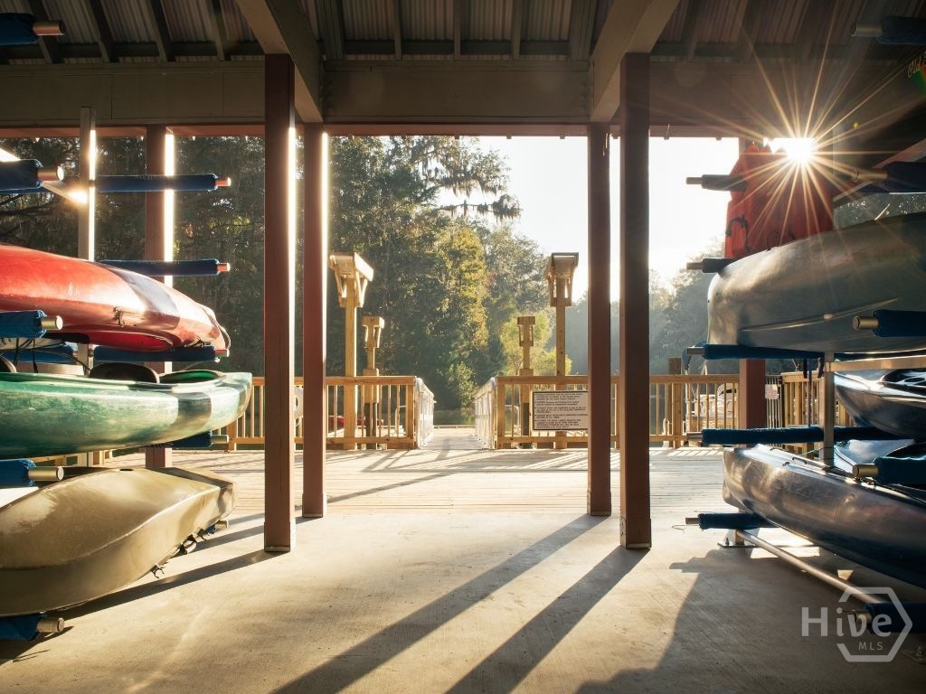 405 Waterways Parkway S