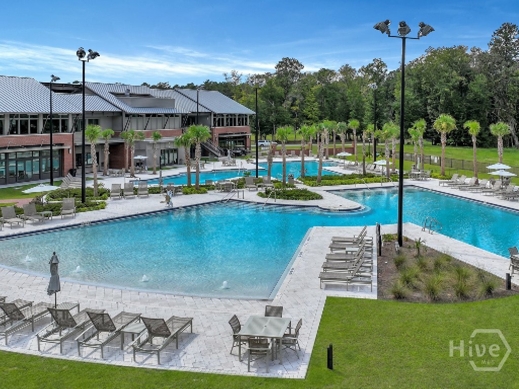 405 Waterways Parkway S