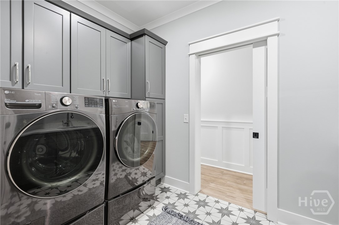 405 Waterways Parkway S