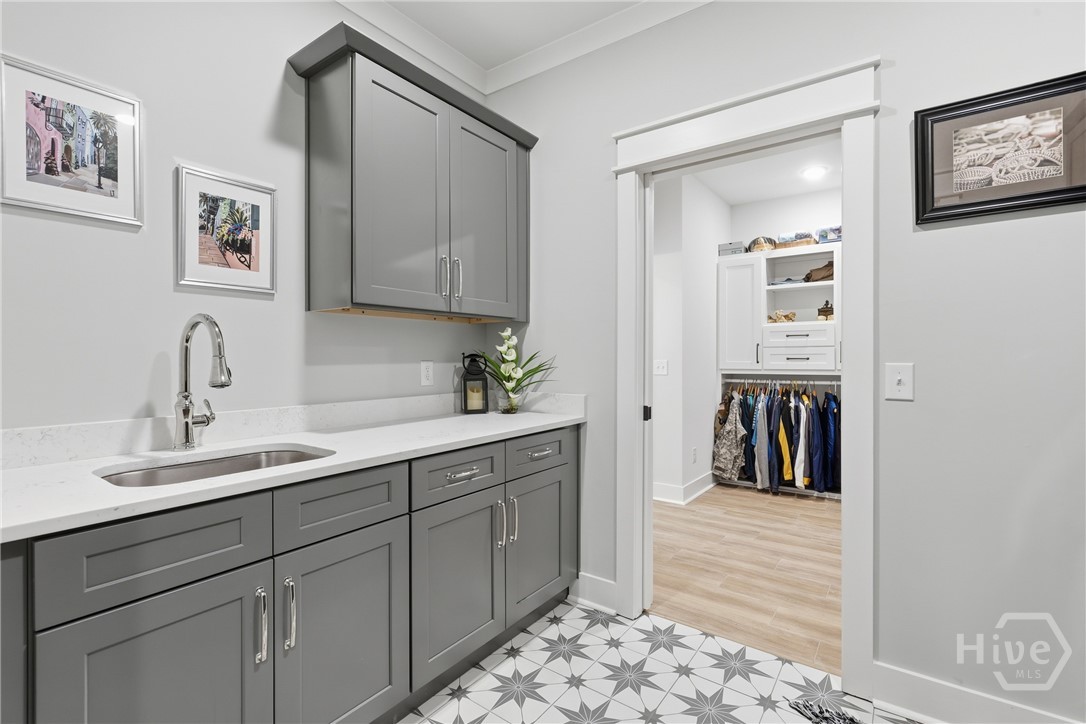 405 Waterways Parkway S