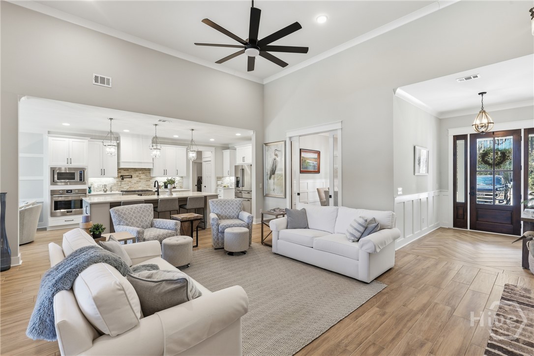 405 Waterways Parkway S