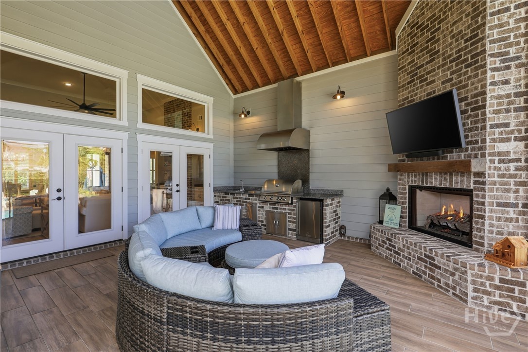 405 Waterways Parkway S