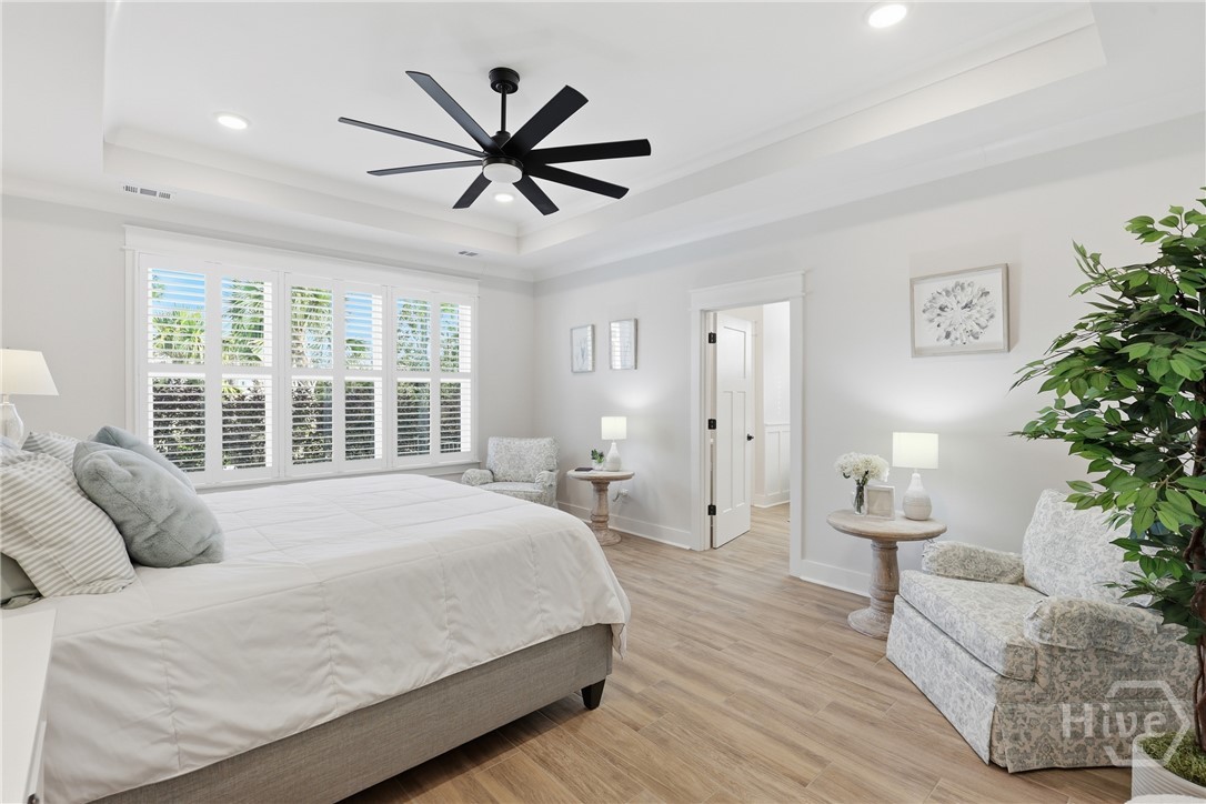 405 Waterways Parkway S