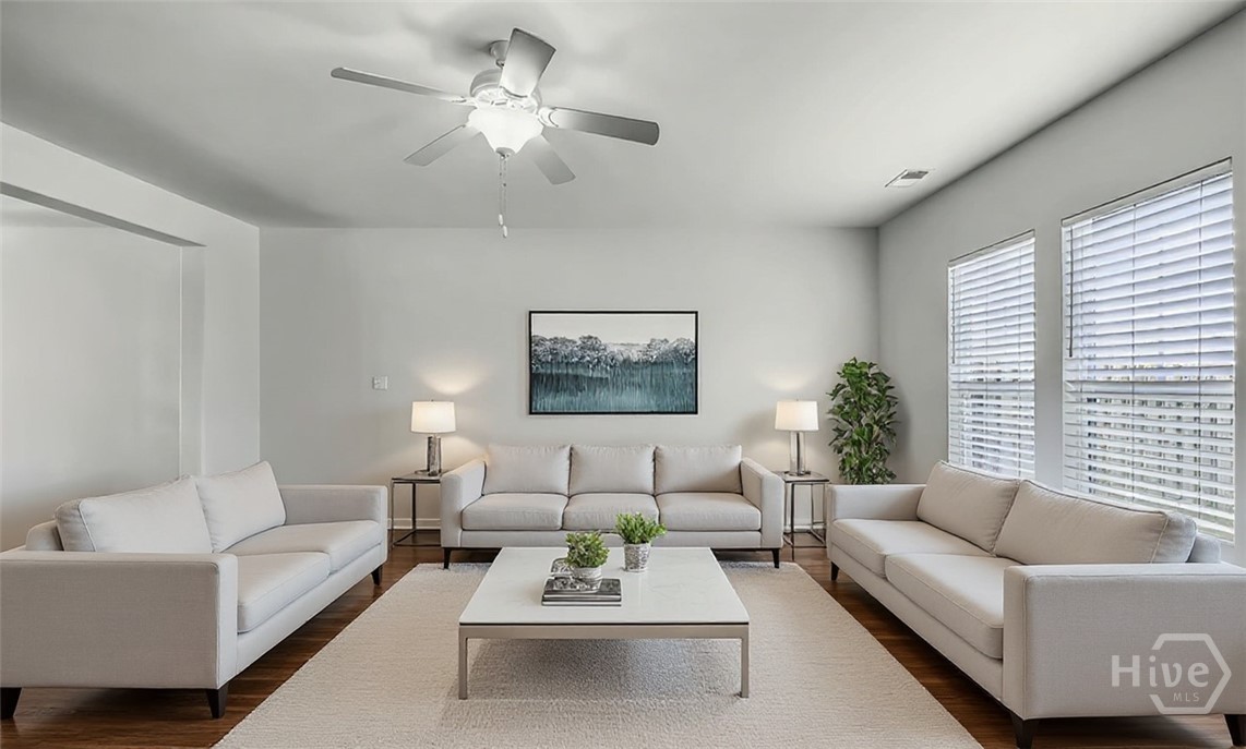 238 Lakepointe Drive