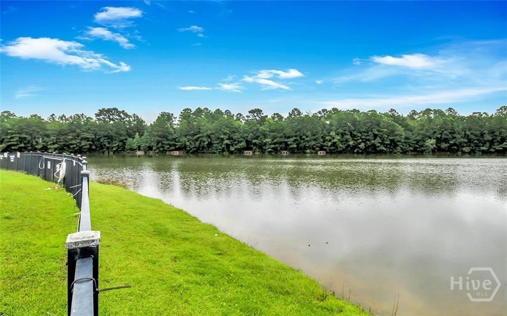 238 Lakepointe Drive