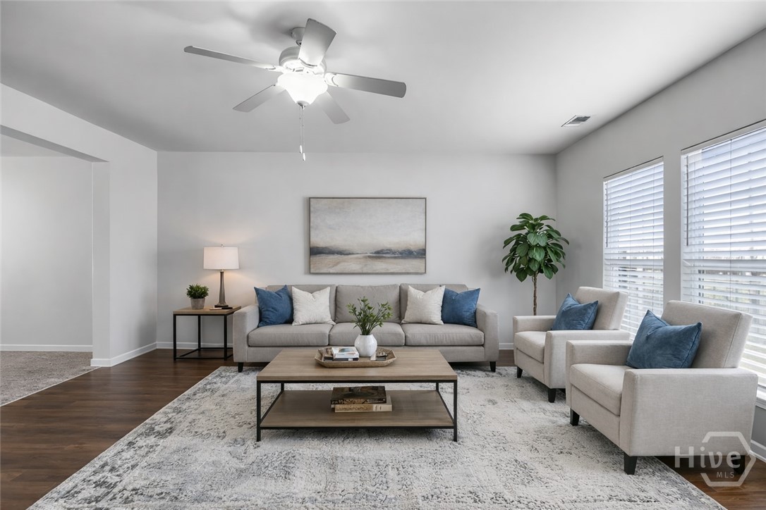 238 Lakepointe Drive