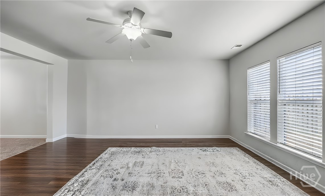 238 Lakepointe Drive