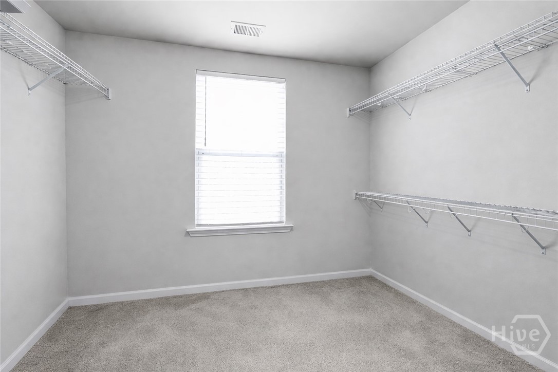 238 Lakepointe Drive