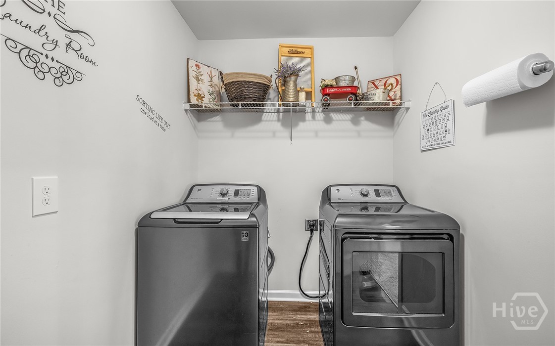 238 Lakepointe Drive