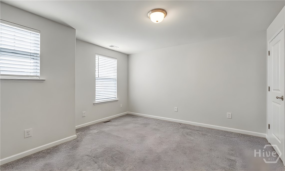 238 Lakepointe Drive