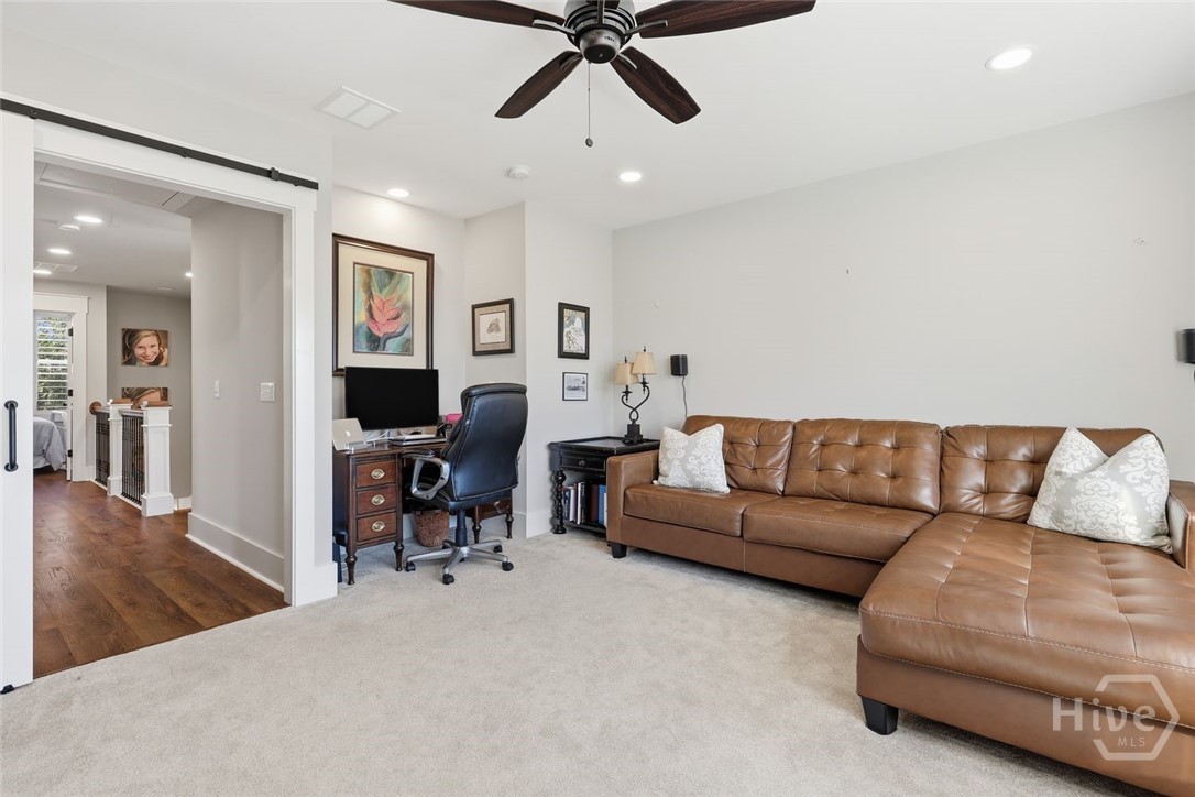 492 Hunter's Loop Drive