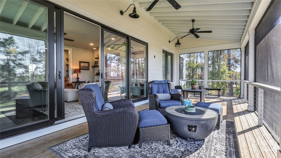 492 Hunter's Loop Drive