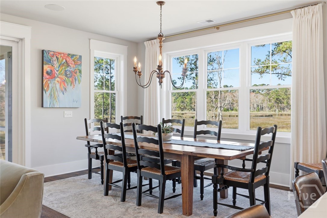 492 Hunter's Loop Drive