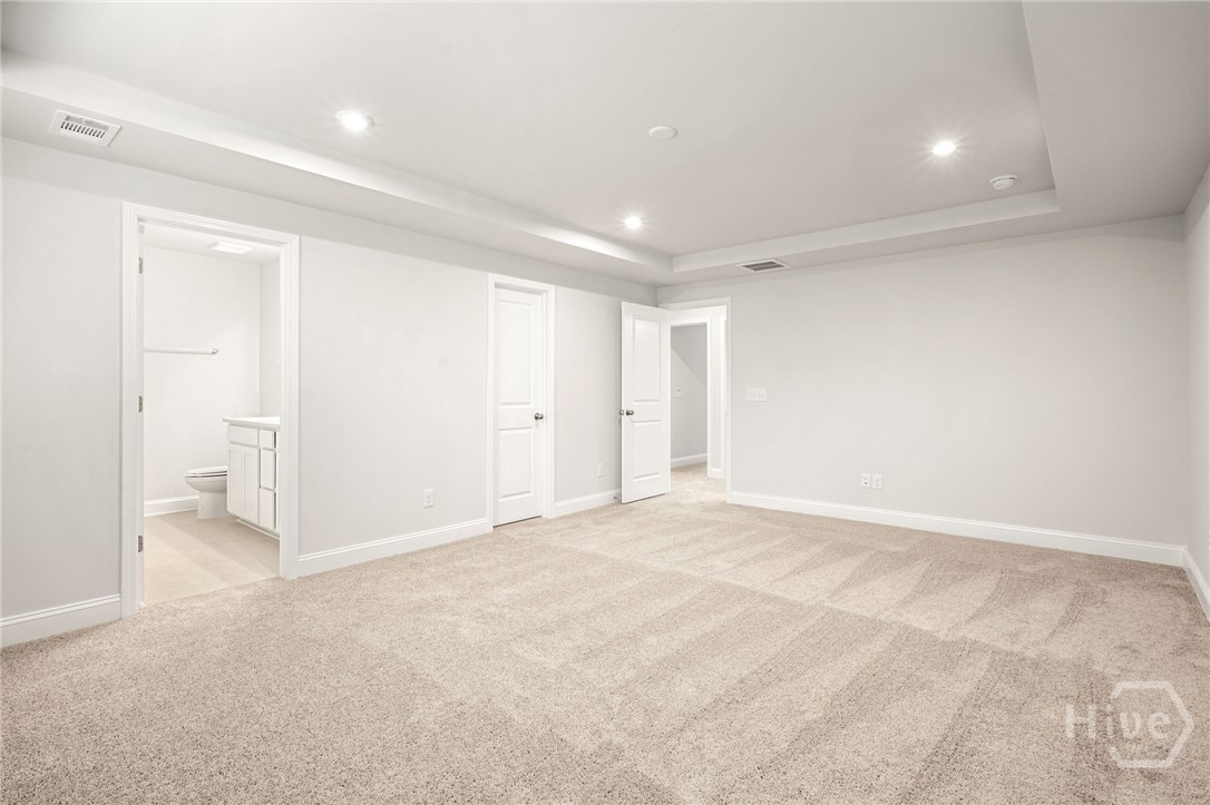 404 Monterey Loop