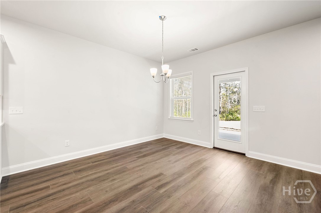 404 Monterey Loop