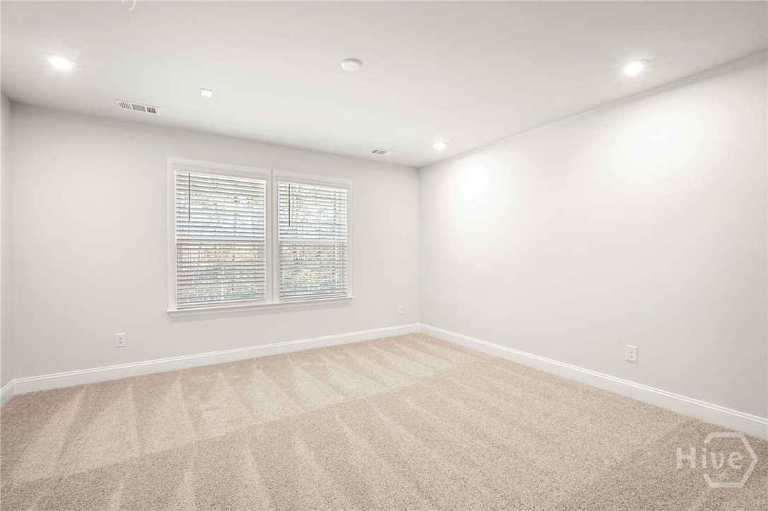 404 Monterey Loop