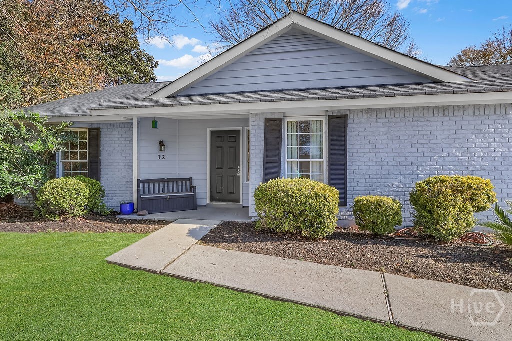 12 English Saddle Court