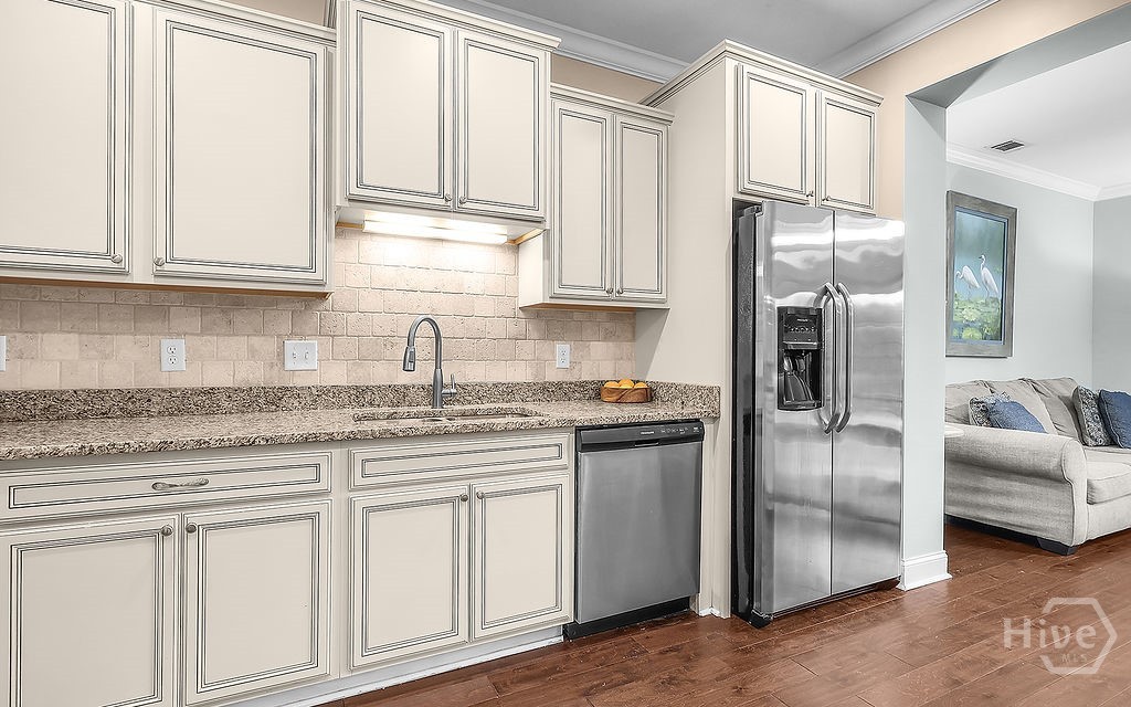 304 Reserve Lane