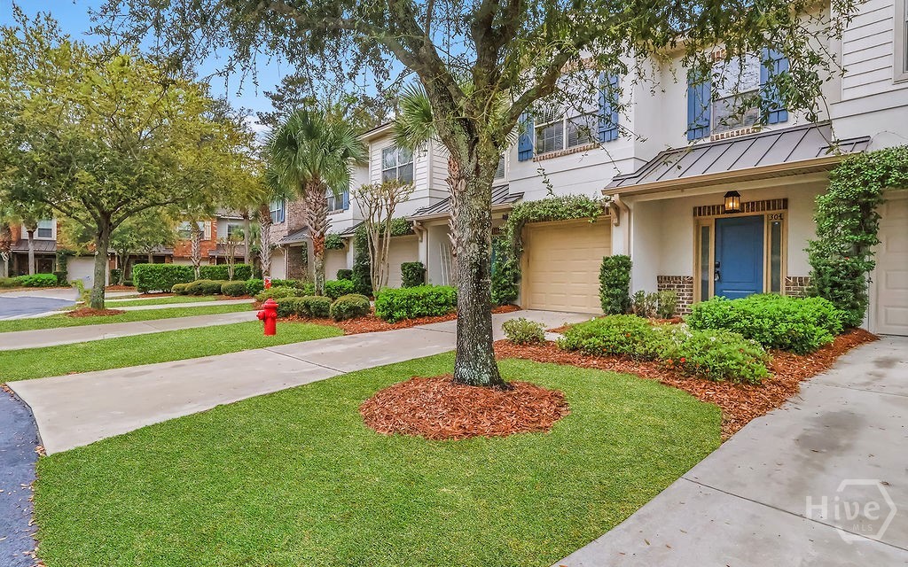 304 Reserve Lane