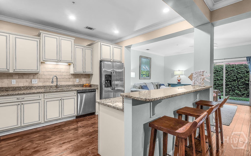 304 Reserve Lane