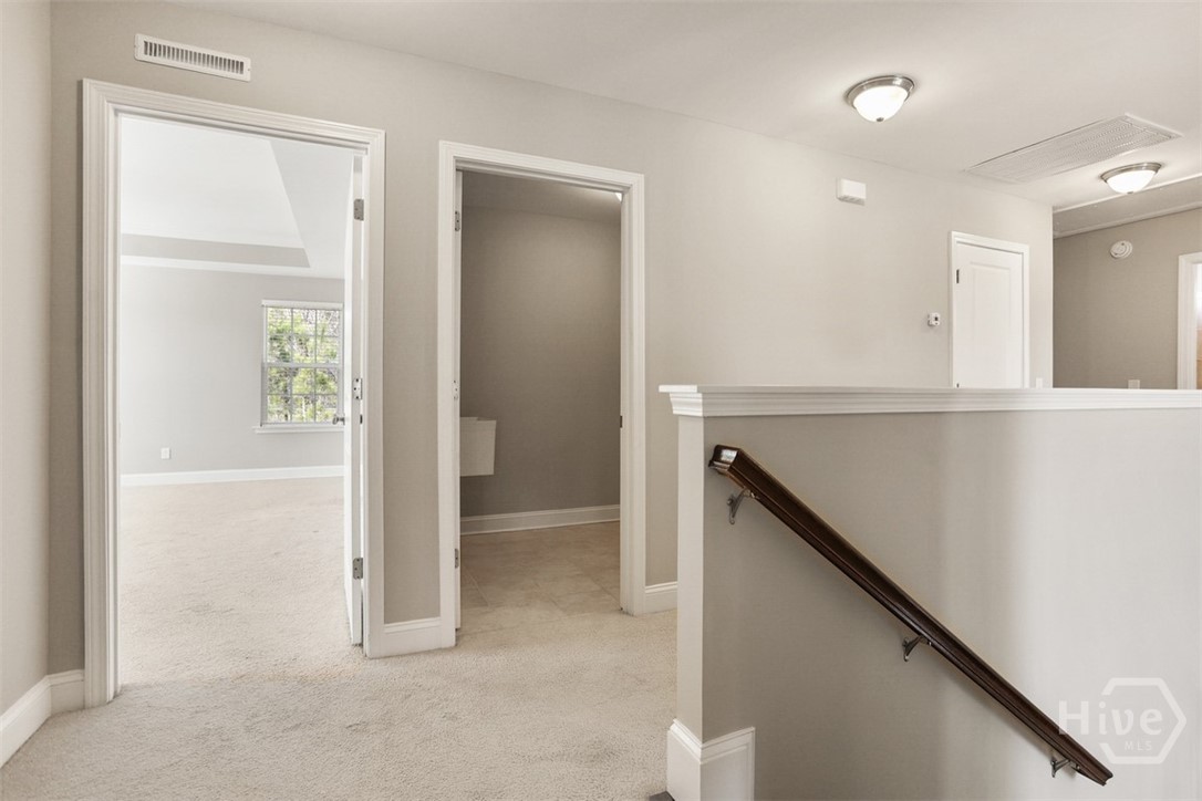 5 Whitaker Way N