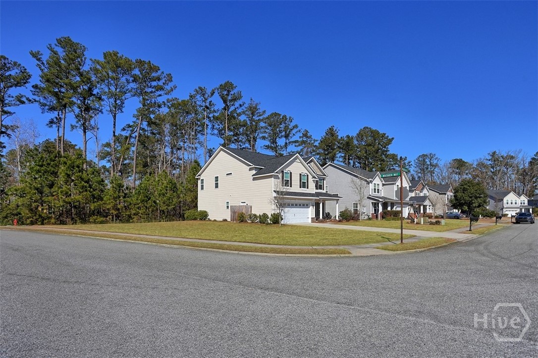 5 Whitaker Way N