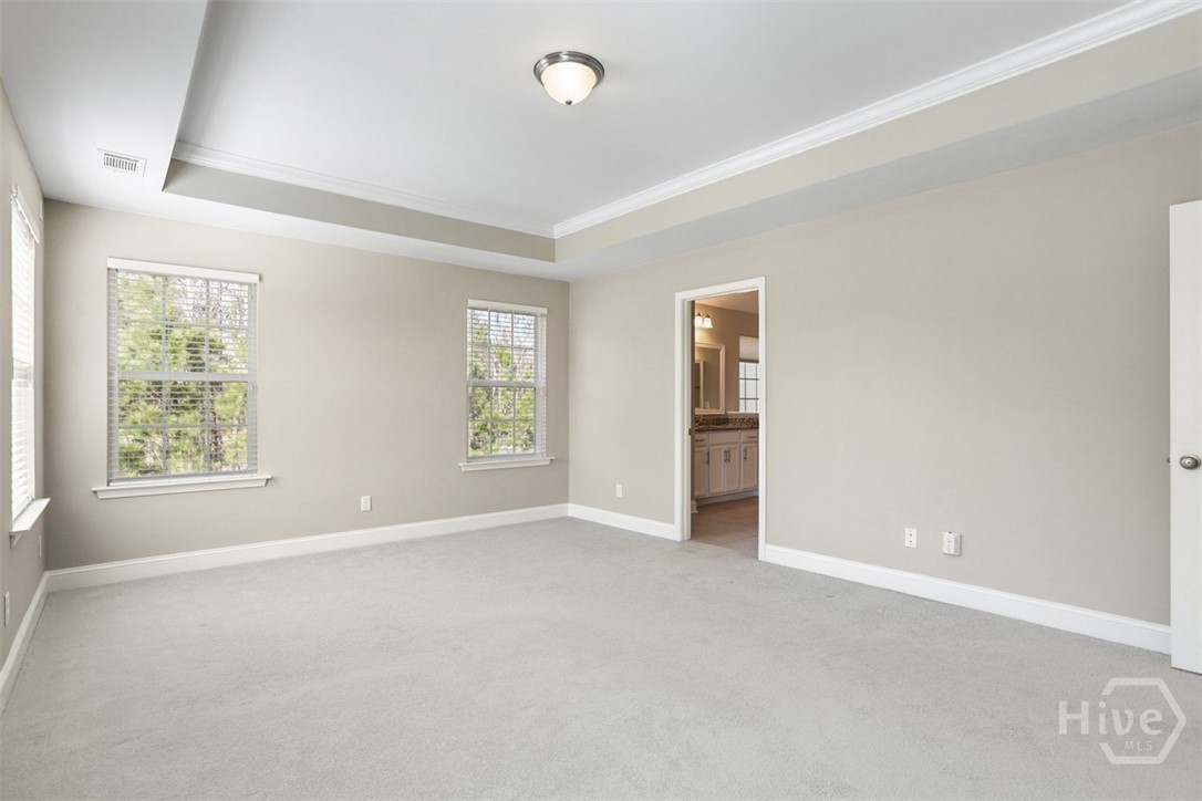 5 Whitaker Way N