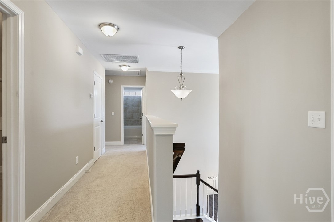 5 Whitaker Way N