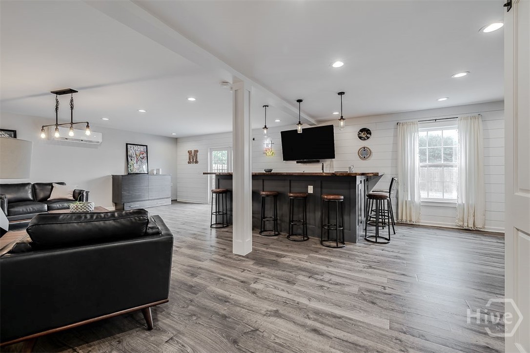 1 Raintree Way