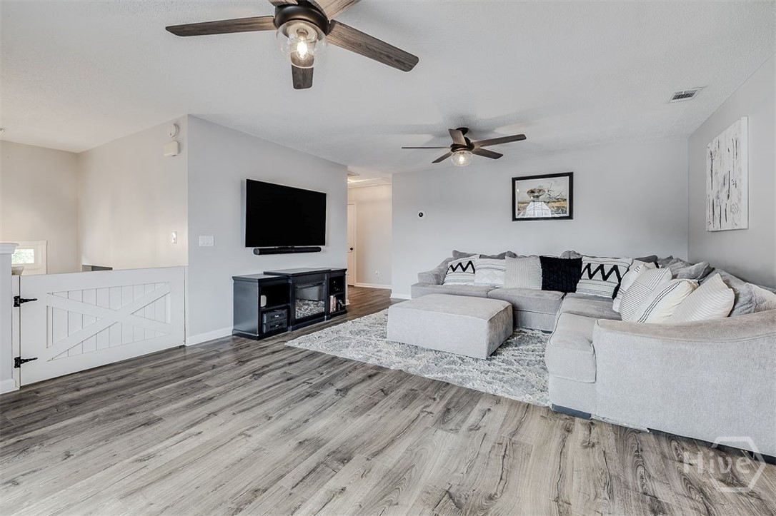 1 Raintree Way