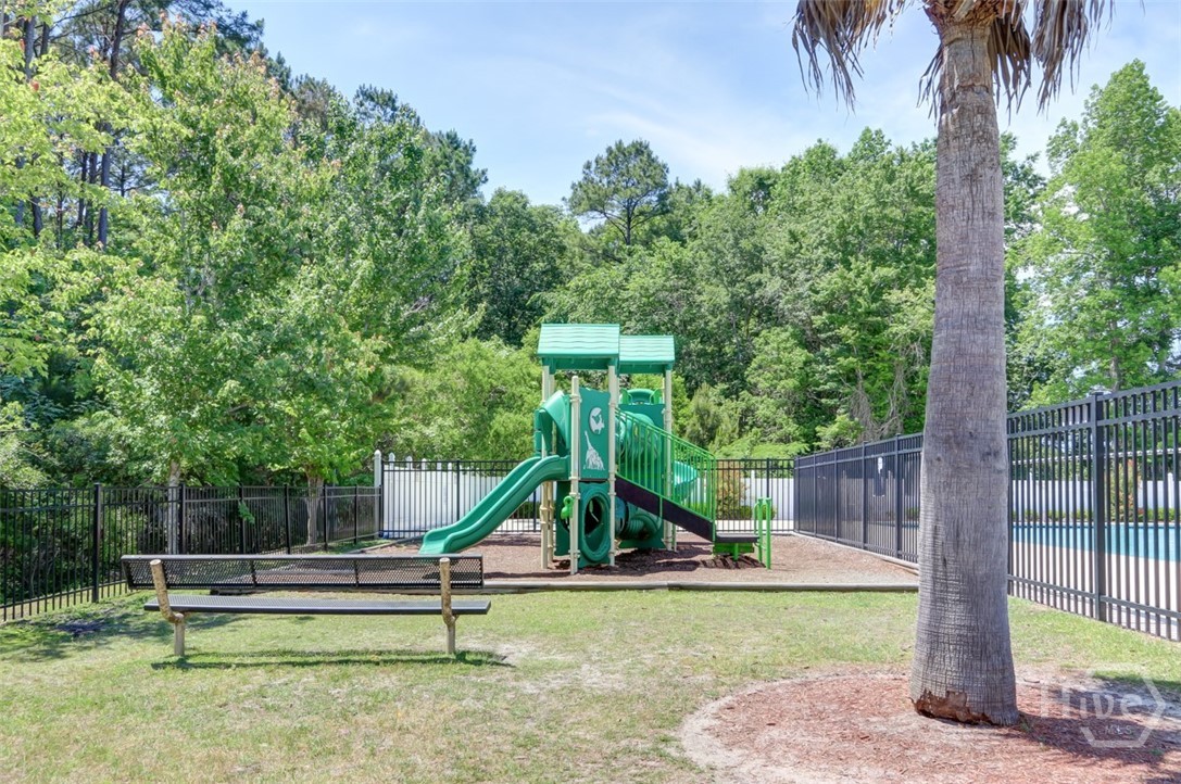 1 Raintree Way