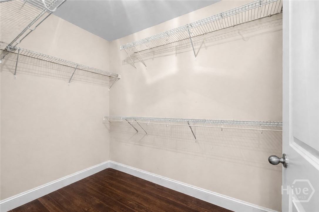 205 Ridgewood Park Drive N