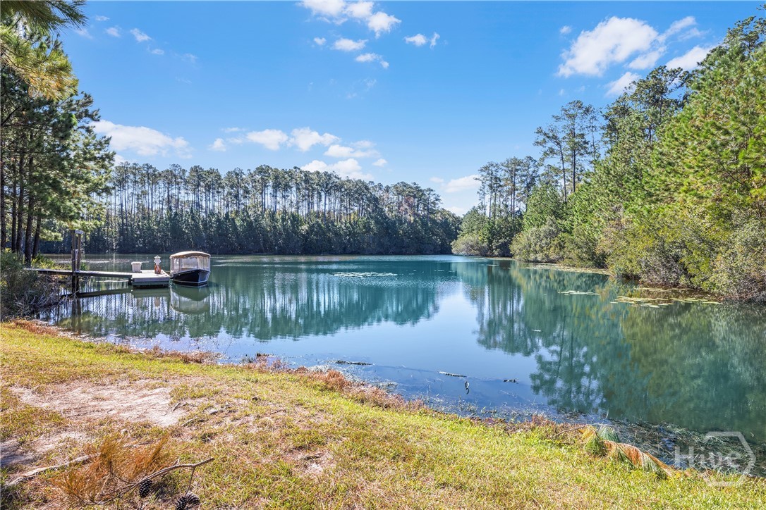 205 Ridgewood Park Drive N