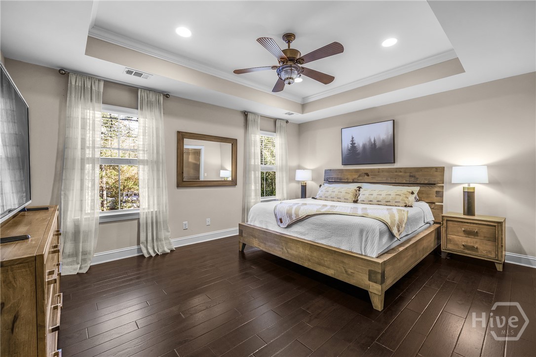 205 Ridgewood Park Drive N