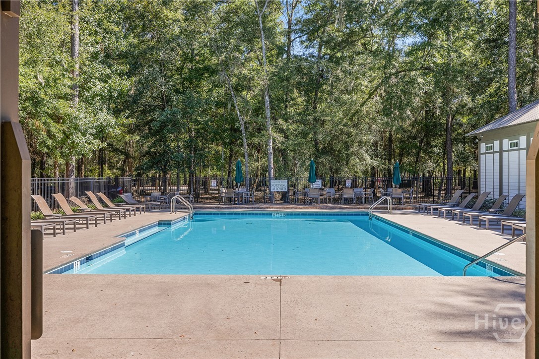 205 Ridgewood Park Drive N