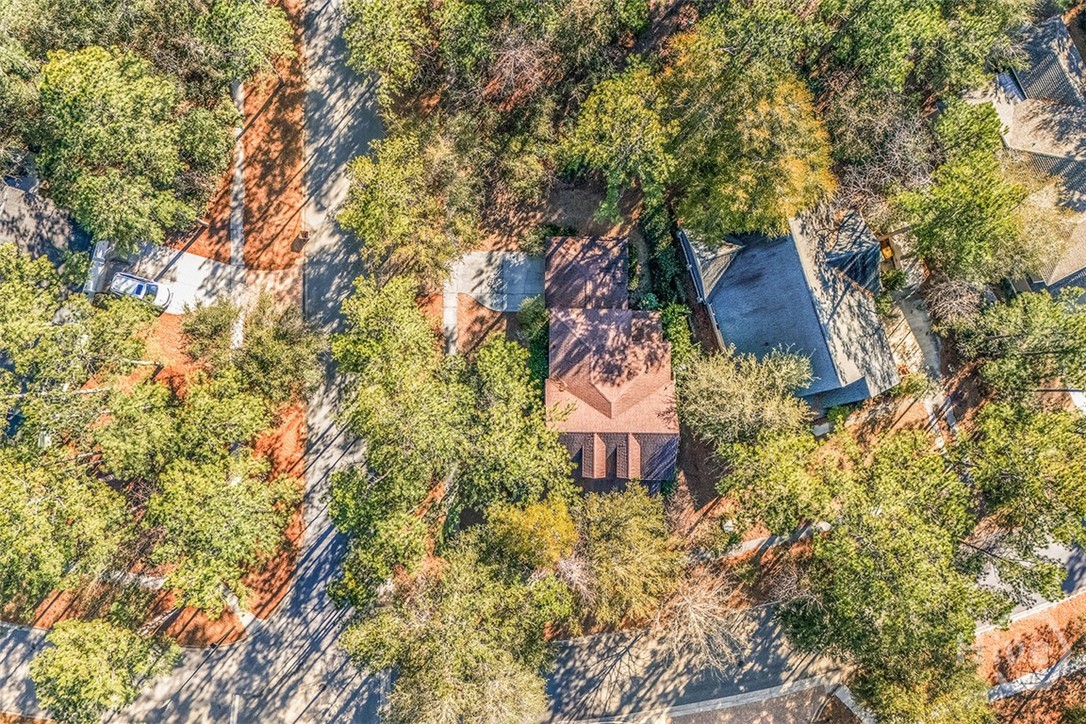 205 Ridgewood Park Drive N