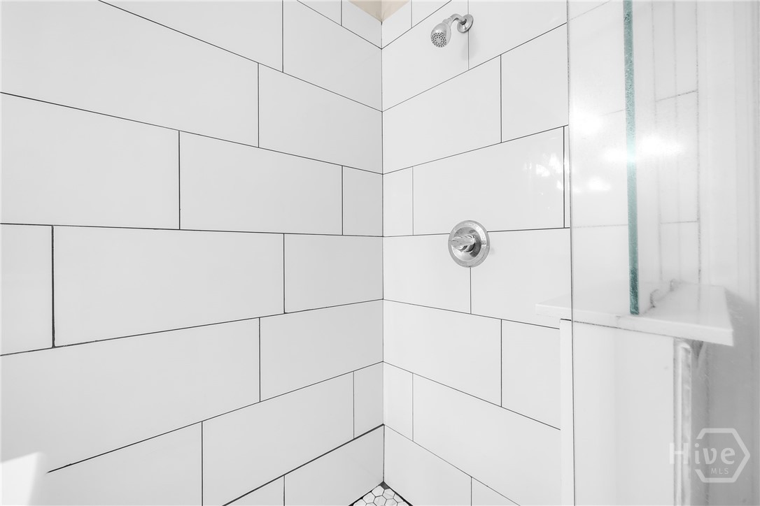 205 Ridgewood Park Drive N