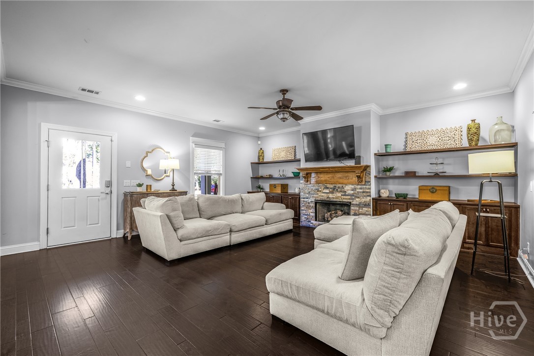 205 Ridgewood Park Drive N