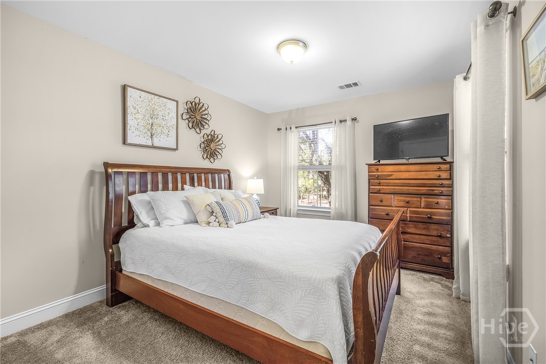 205 Ridgewood Park Drive N