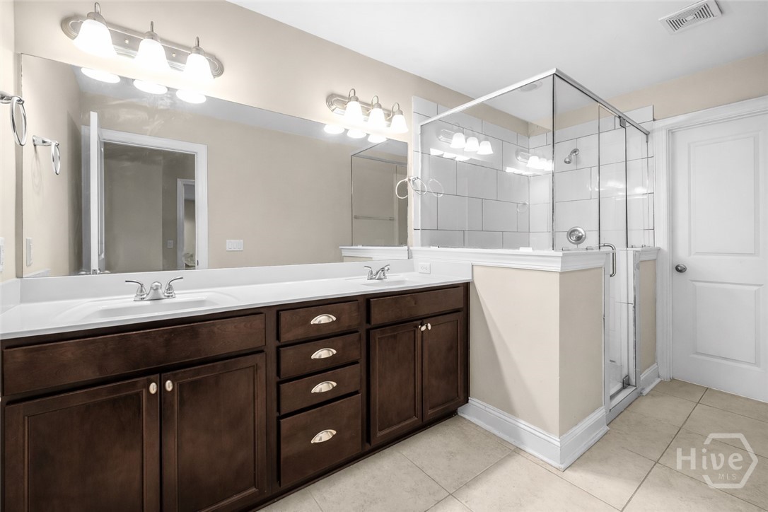 205 Ridgewood Park Drive N